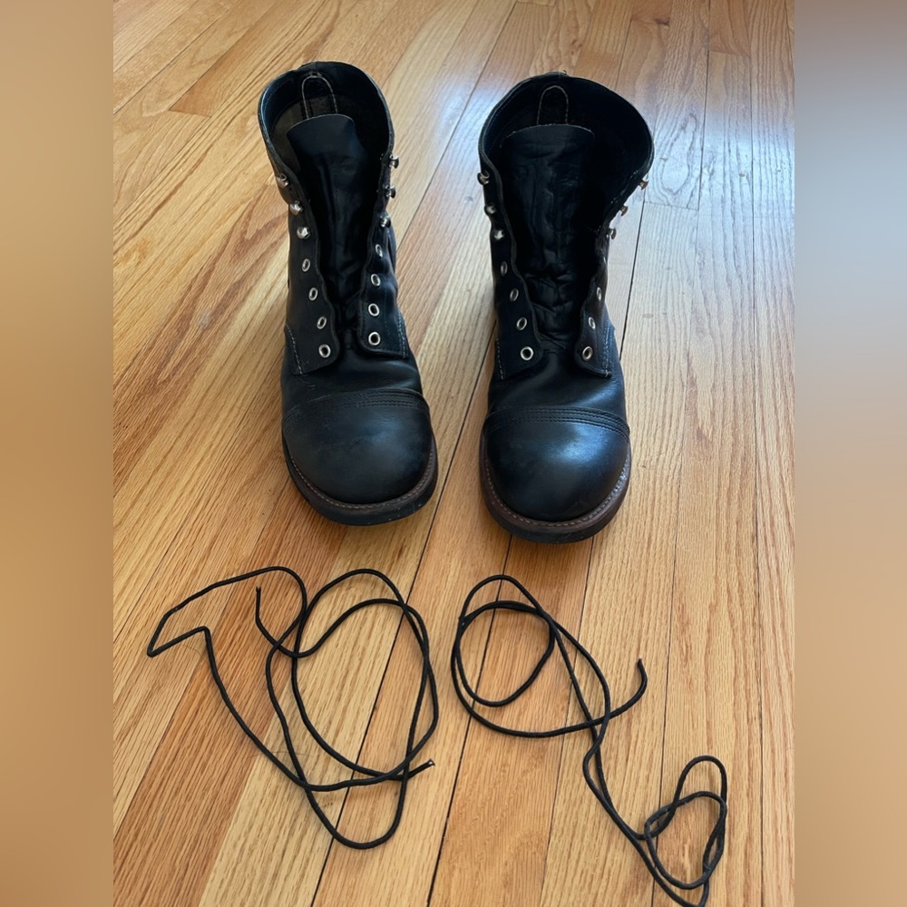 Red Wing 8114 6 inch Iron Ranger Boots
